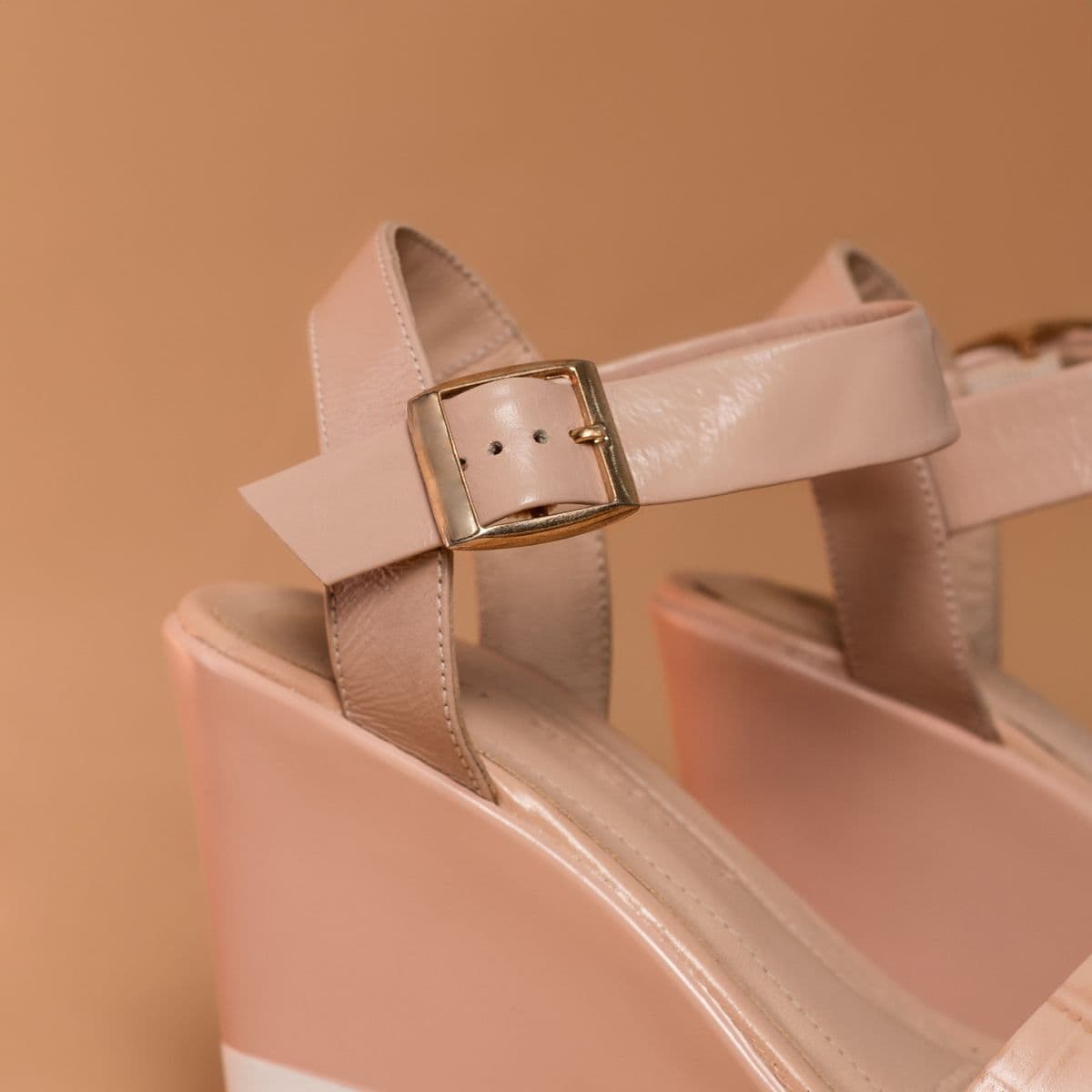 Champagne Charm Sandal, buckle detail